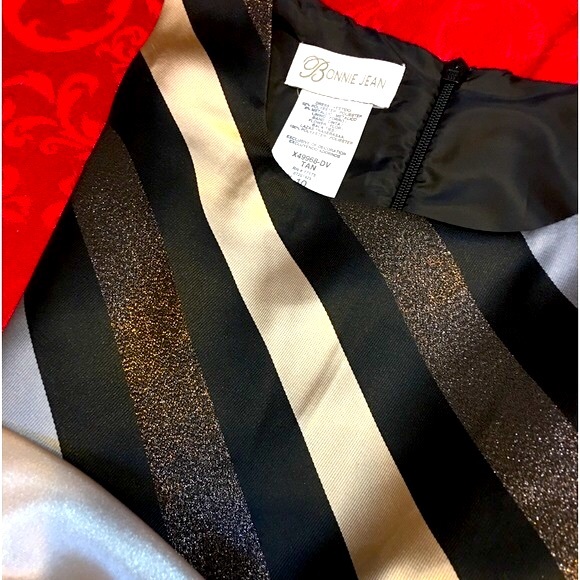 Bonnie Jean dress, beautiful condition. Black and gold. Size 10 - Picture 2 of 3